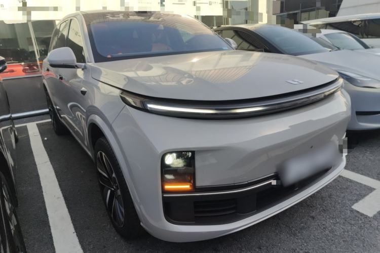 Used Li Auto L9 2022 Max model

