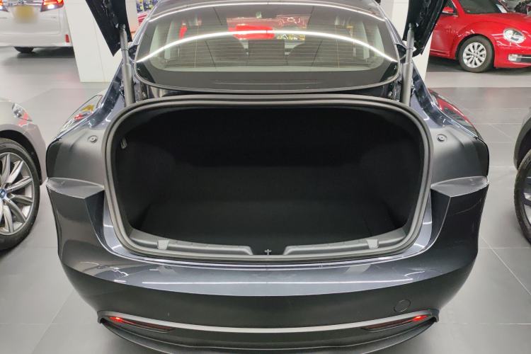 Used Tesla Model 3 
