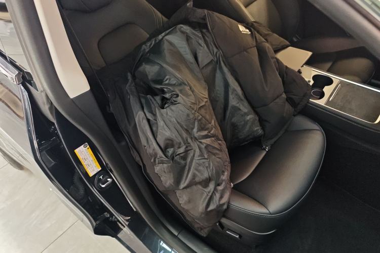 Used Tesla Model Y 2024 Rear-Wheel-Drive Version