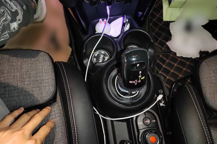 Used  MINI 2019 1.5T COOPER Classic Edition Five-Door Version
