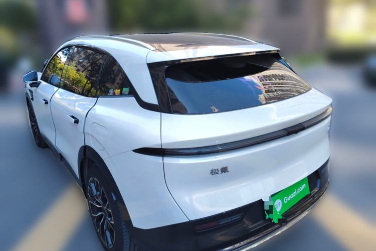 Used Zeekr 7X 2025 100 kWh Long-Range Rear-Wheel Drive with Intelligent Driving Features
