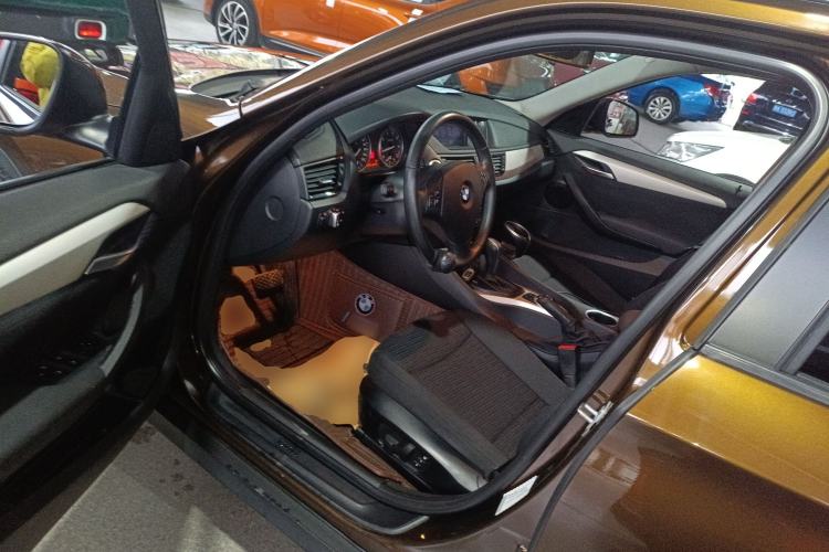 Used BMW X1 2013 sDrive18i Fashion Model
