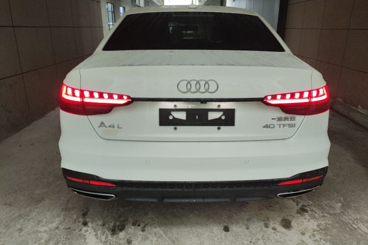 Used Audi A4L 2022 40 TFSI Luxury Dynamic Model