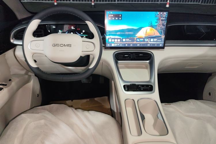 Used  Geome 2025 310km Dream Edition