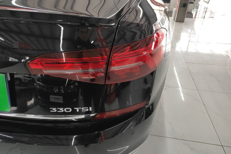 Used Volkswagen Passat 2020 330TSI Luxury Edition China VI
