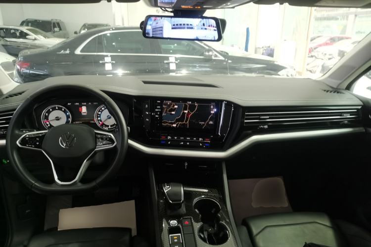 Used Volkswagen Touareg 2021 2.0 TSI Flagship Special Edition
