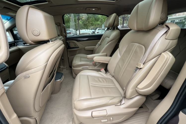 Used Buick GL8 2017 ES 28T Luxury Model China V Standard