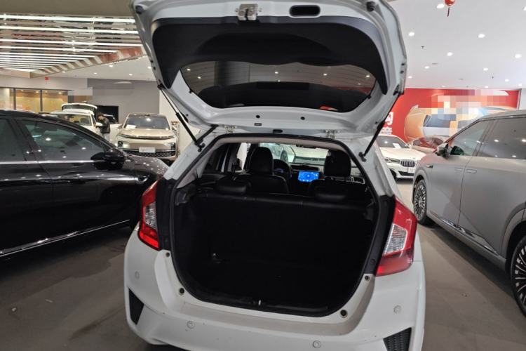 Used Honda Fit 2016 1.5L LXS CVT Comfort Sunroof Version
