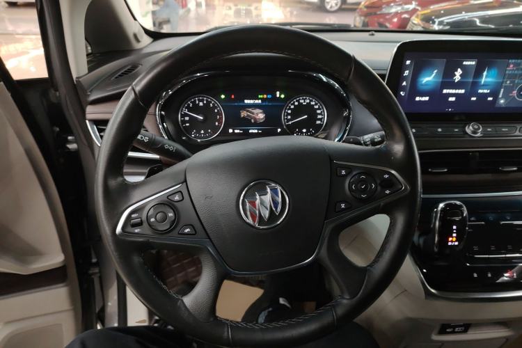 Used Buick GL8 2020 Land Business Class 652T Luxury Model
