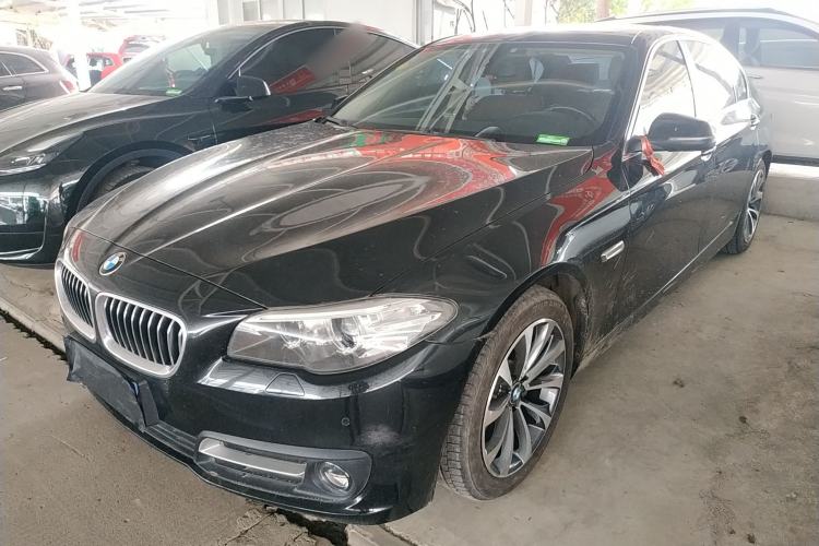 Used BMW 5 Series 2017 525Li Leading Model
