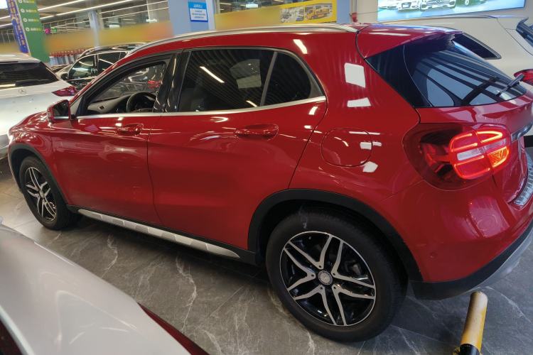 Used Mercedes-Benz GLA 2016 GLA 220 4MATIC Fashion Edition
