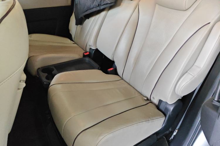 Used Mazda Mazda 5 2013 2.0L Automatic Luxury Version