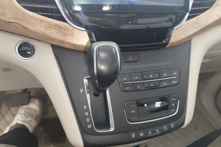 Used Buick GL8 2018 ES 28T Comfort Model China VI Standard