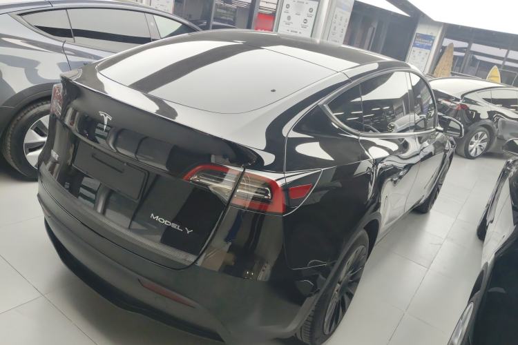 Used Tesla Model Y 2022 Rear-Wheel-Drive Version
