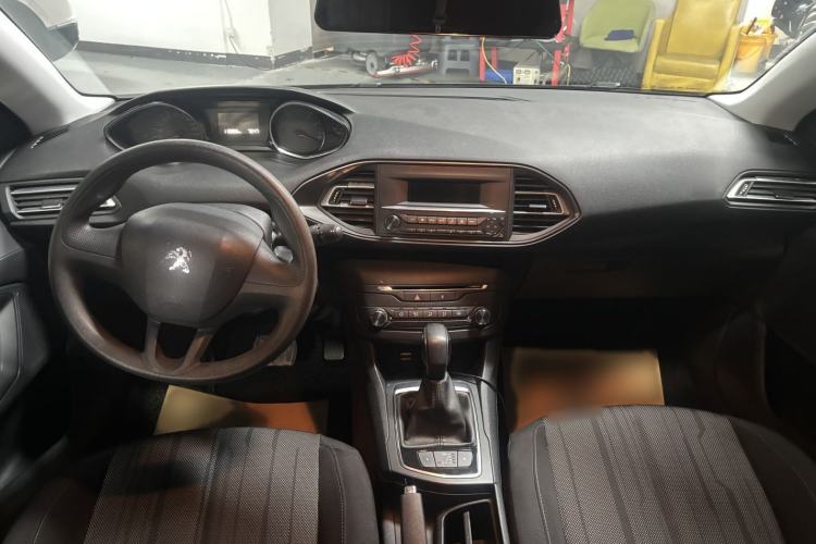 Used Peugeot 308S 2015 1.2T Automatic Shangchi Edition
