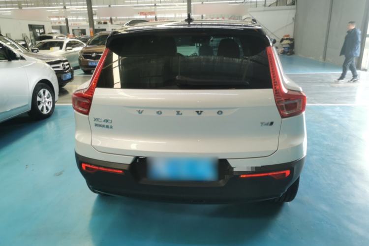 Used Volvo XC40 2021 T4 Four-Wheel Drive Smart & Sporty Edition
