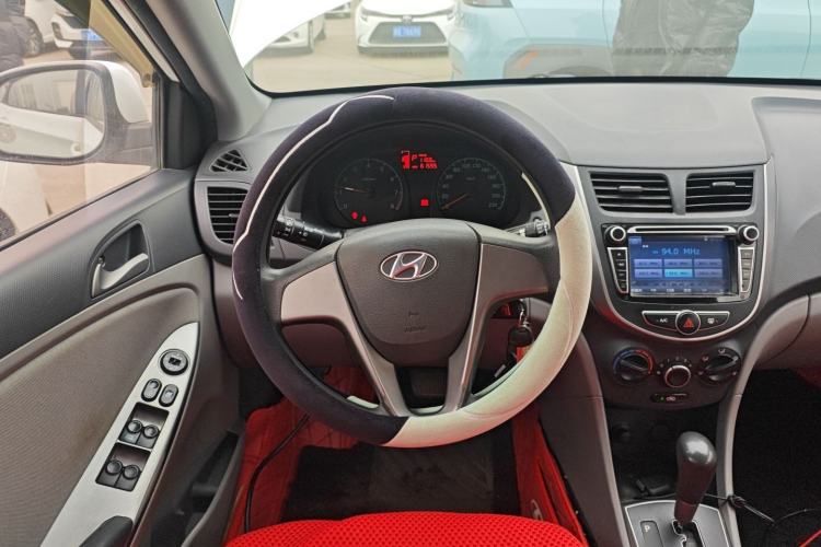 Used Hyundai Verna 2014 1.4L Automatic Smart GLS
