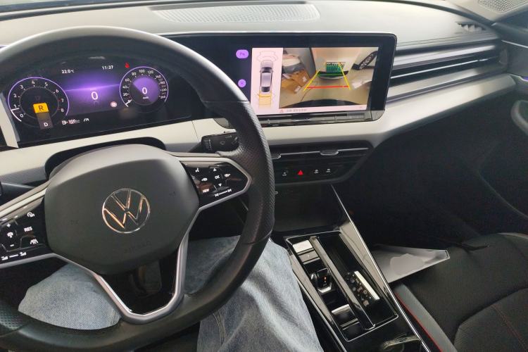 Used Volkswagen Lamando 2023 Lavida L 280TSI DSG Cool & Spicy Edition