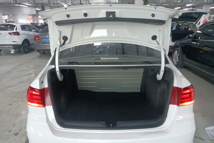 Used Volkswagen Santana 2016 1.4L Manual Fashion Edition
