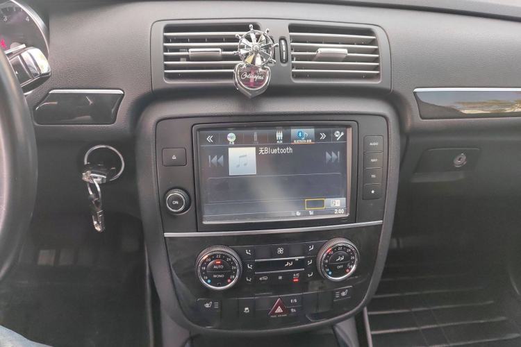 Used Mercedes-Benz R-Class 2017 R 320 4MATIC Business Edition Prestige Model