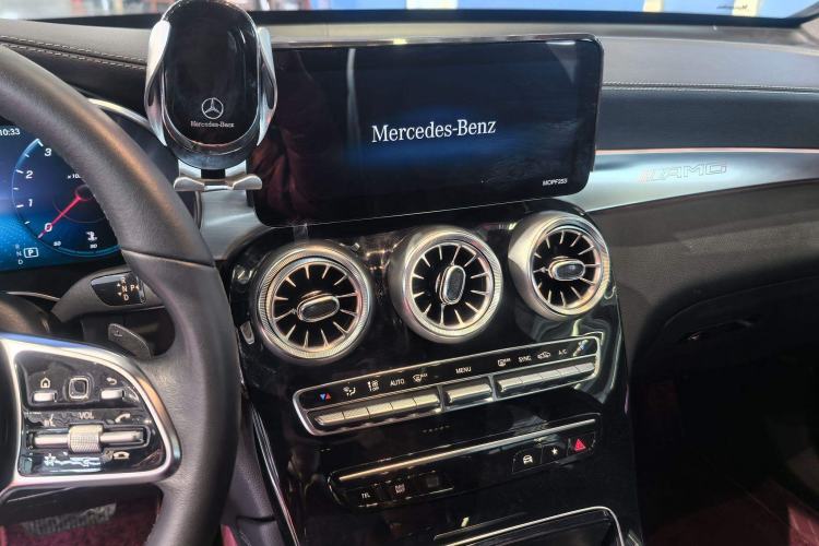 Used Mercedes-Benz GLC 2020 Facelifted GLC 260 L 4MATIC Dynamic Edition
