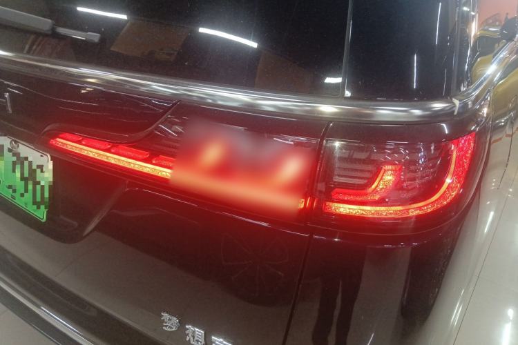 Used VOYAH Dream 2024 PHEV Extended-Range Premium Edition
