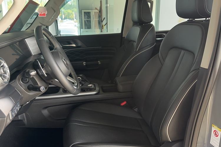 Used Tank 300 2021 City Edition 2.0T—Truly Stylish
