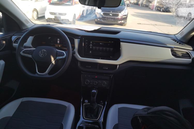 Used Volkswagen Tharu 2025 New Sharp 1.5L Ambitious Edition
