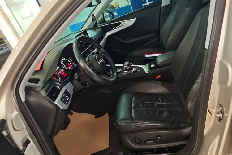 Used Audi A4L 2017 40 TFSI Style Edition
