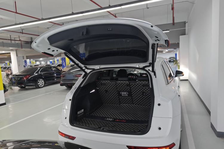 Used Audi Q5L 2022 40T Luxury Dynamic Model
