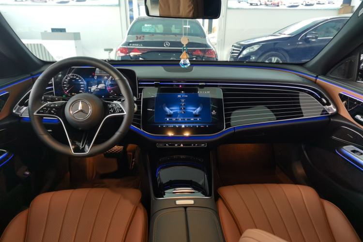 Used Mercedes-Benz E-Class 2025 E 260 L
