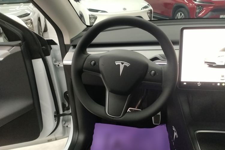 Used Tesla Model Y 2024 Rear-Wheel-Drive Version