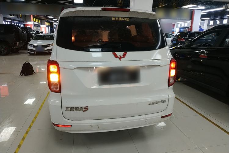 Used Wuling Hongguang 2018 1.5L S Comfort Model L2B