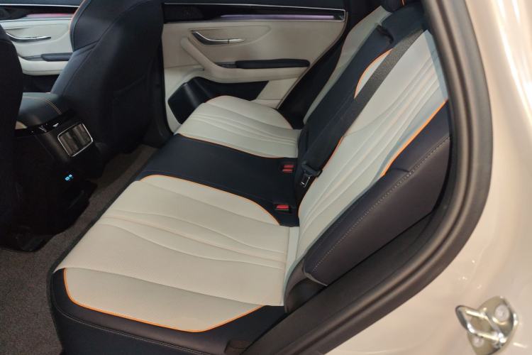 Used BYD Song PLUS New Energy 2023 Champion Edition DM-i 150KM Flagship PLUS
