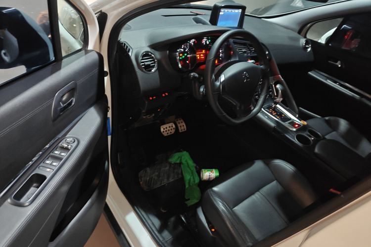 Used Peugeot 3008 2013 2.0L Automatic Trend Edition