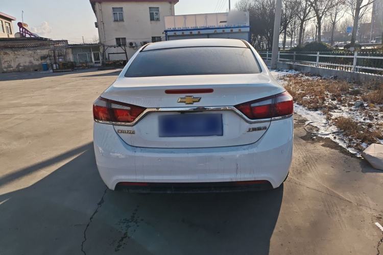 Used Chevrolet Cruze 2015 1.5L Manual Fashion Edition