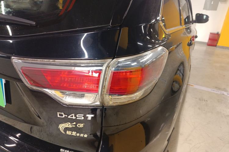 Used Toyota Highlander 2015 2.0T Two-Wheel Drive Luxury Edition 7 Seats