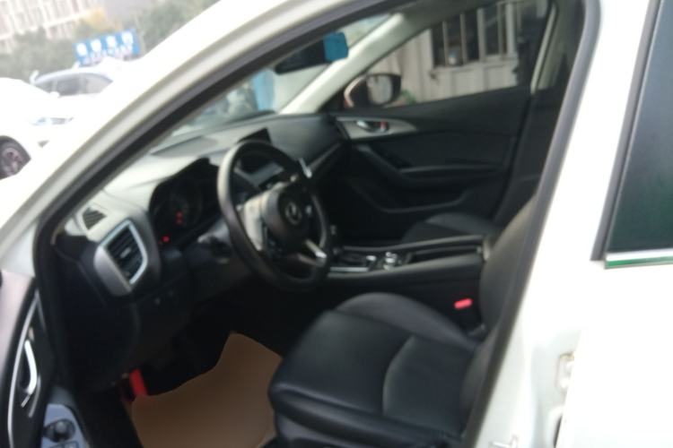 Used Mazda Mazda 3 Axela 2017 Sedan 1.5L Automatic Luxury Model Emission Standard China V
