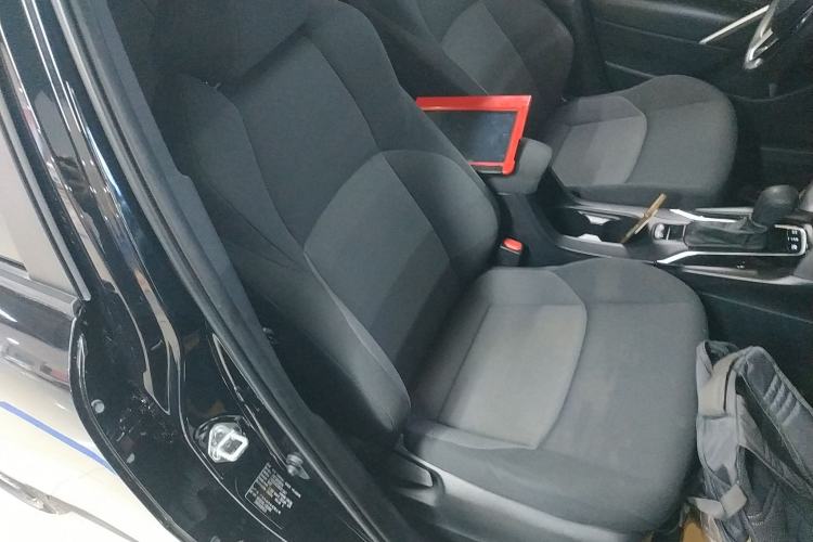 Used Toyota FRONTLANDER 2024 2.0L Smart Electric Hybrid Dual-Engine Leading Edition
