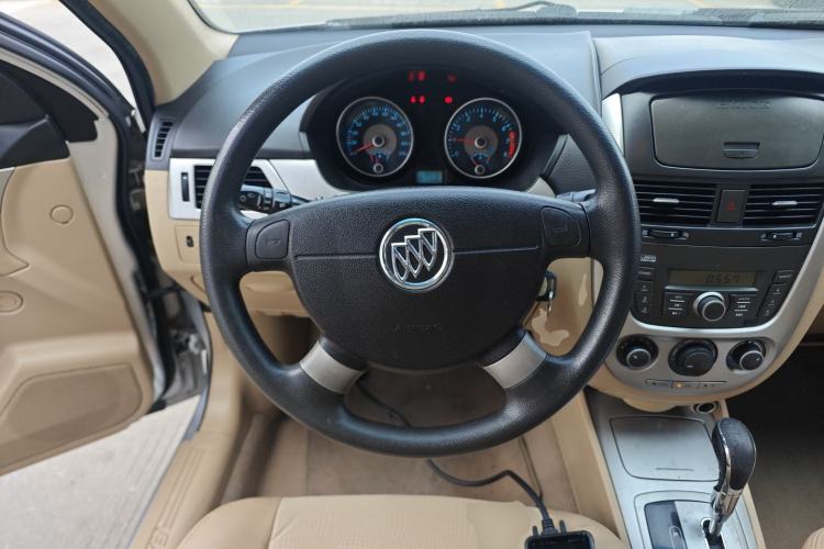 Used Buick Excelle 2013 1.5L Automatic Classic Model
