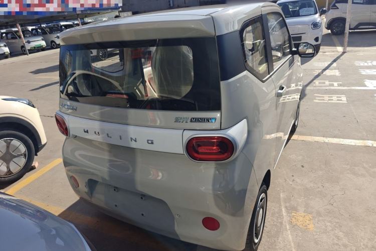 Used Wuling Hongguang MINIEV 2024 3rd Generation 215km Youth Edition