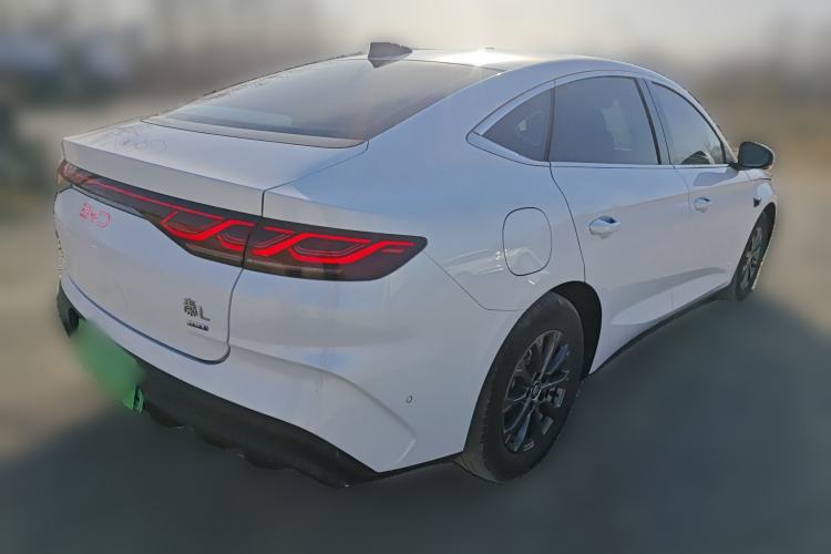 Used BYD Qin L 2025 DM-i Smart Drive 80KM Leading Model