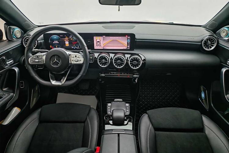 Used Mercedes-Benz A-Class 2021 A 200 L Sport Sedan Fashion Model
