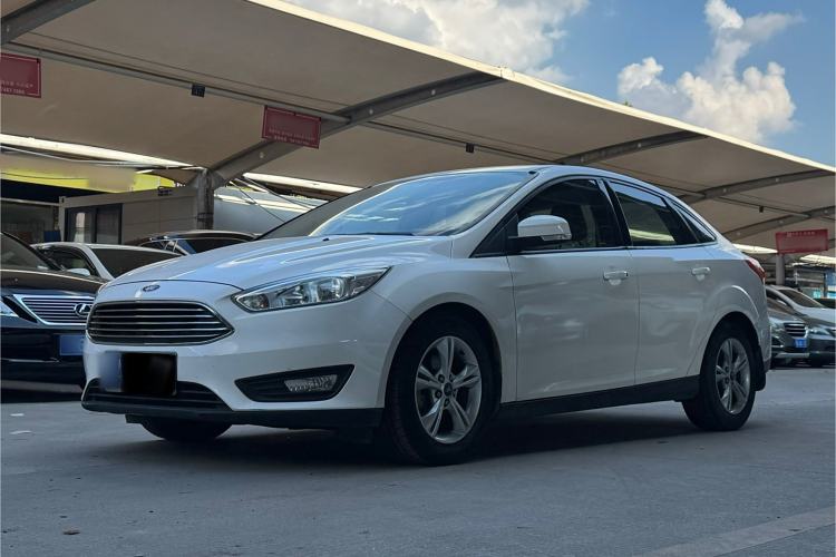 Used Ford Focus 2015 Sedan 1.6L Automatic Comfort Model
