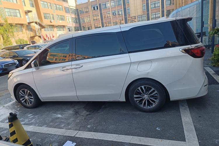 Used Buick GL8 2021 ES Land Cruiser 653T Luxury Edition