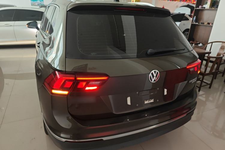 Used Volkswagen Tiguan L 2018 330TSI Automatic Two-Wheel Drive Luxury Edition
