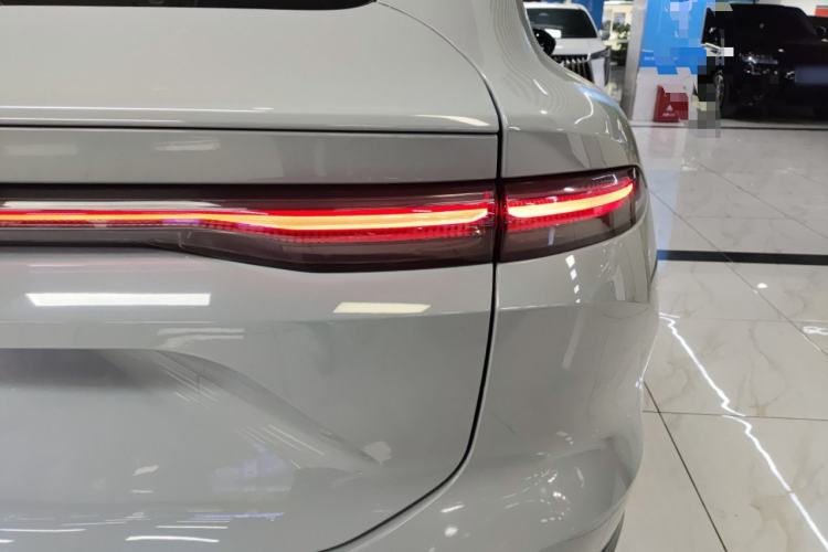 Used Nio EC6 2024 75 kWh