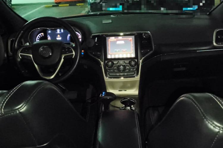 Used  Grand Cherokee (Import) 2014 3.6L Elite Navigation Edition