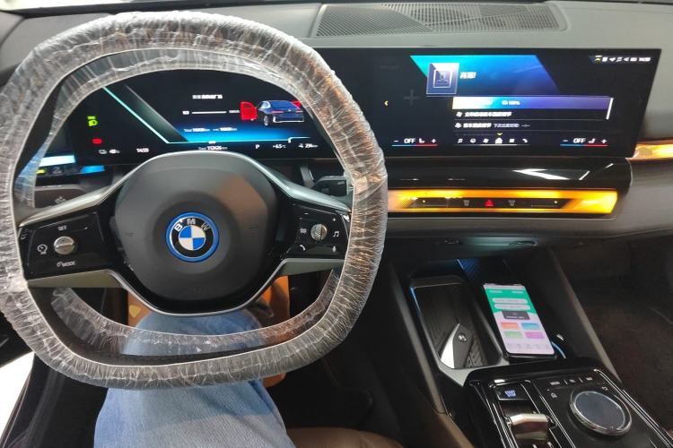 Used BMW i5 2024 eDrive 35L Luxury Package
