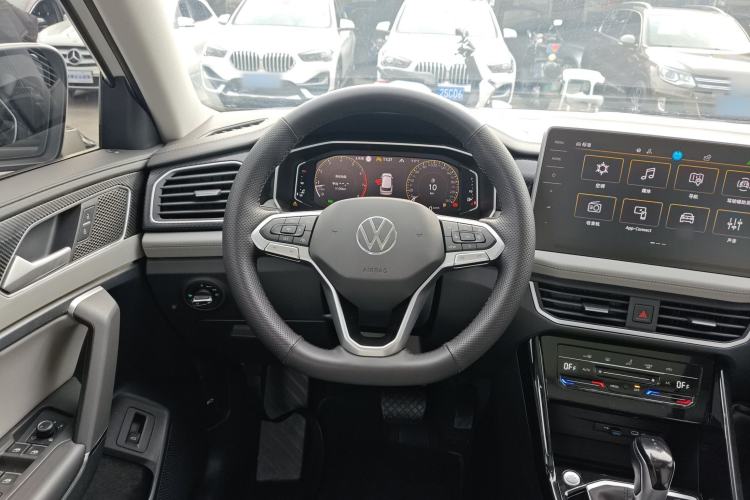 Used Volkswagen Tayron 2024 300TSI Two-Wheel-Drive Luxury Plus Advanced Version